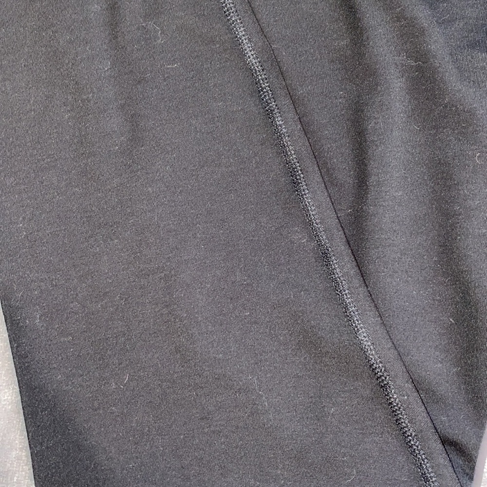 Athletic leggings - Picture 2 of 2